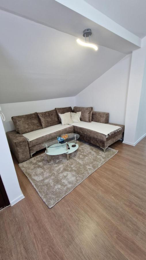 Apartmani Sky 1 2 3 Брчко Экстерьер фото