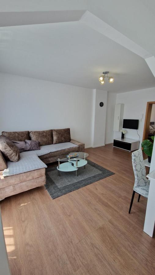 Apartmani Sky 1 2 3 Брчко Экстерьер фото