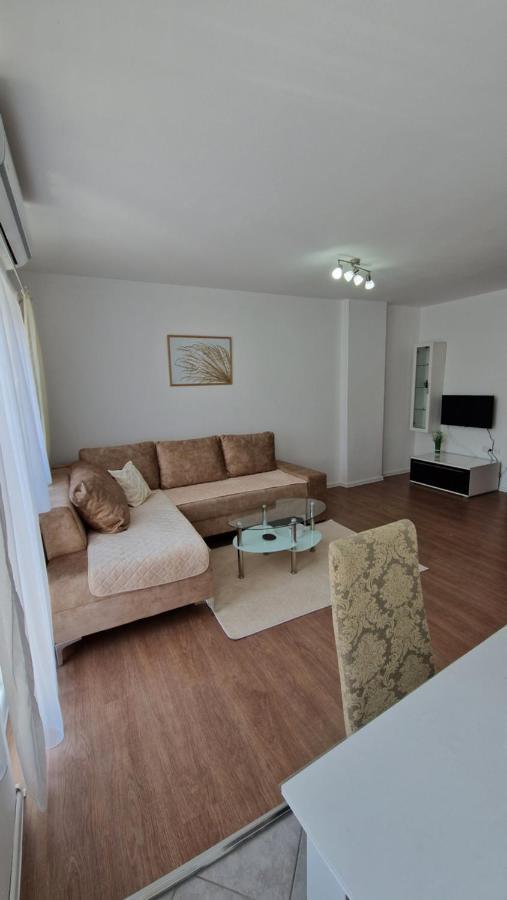 Apartmani Sky 1 2 3 Брчко Экстерьер фото