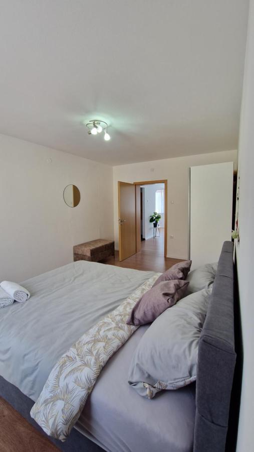 Apartmani Sky 1 2 3 Брчко Экстерьер фото